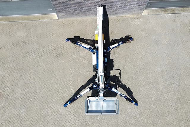 Cela DT Crawler 22 image 7