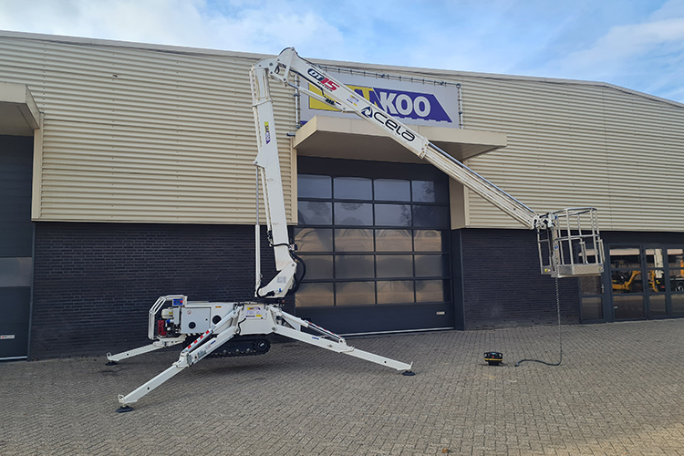 Cela DT Crawler 15  image 6