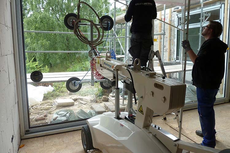 Robby 420 Glasrobot image 6